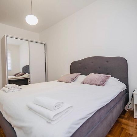 Harmonija 1 Apartment เทรบินเย ภายนอก รูปภาพ