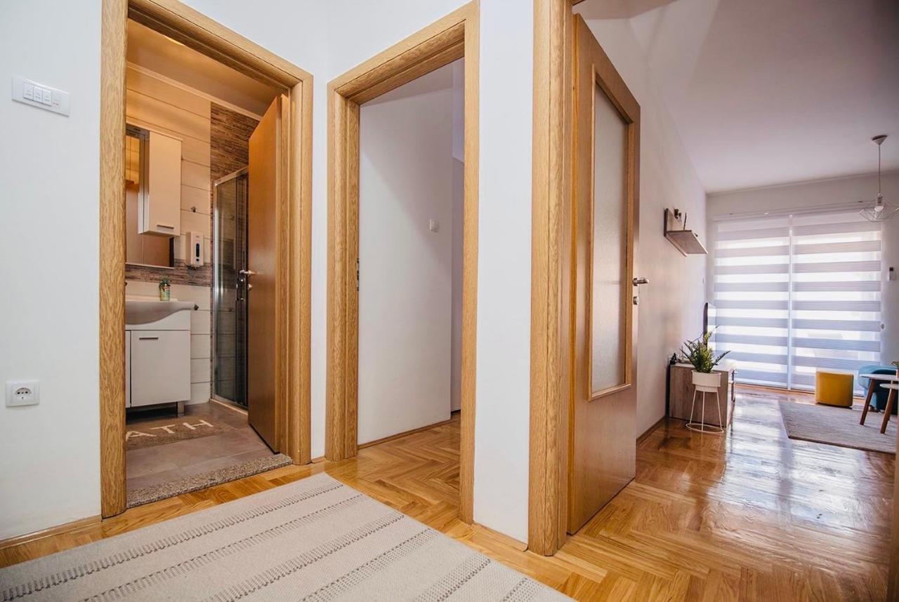Harmonija 1 Apartment เทรบินเย ภายนอก รูปภาพ