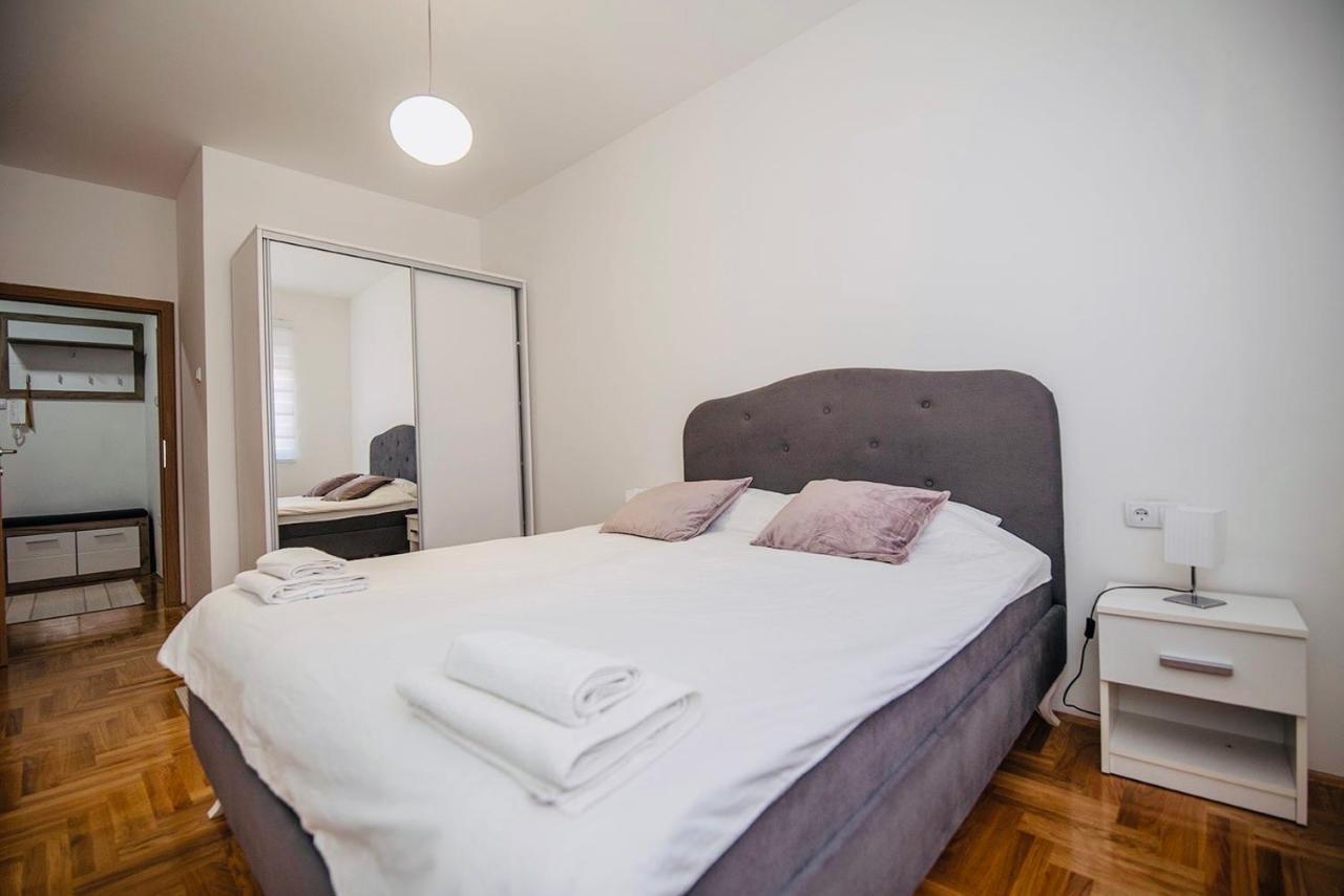 Harmonija 1 Apartment เทรบินเย ภายนอก รูปภาพ