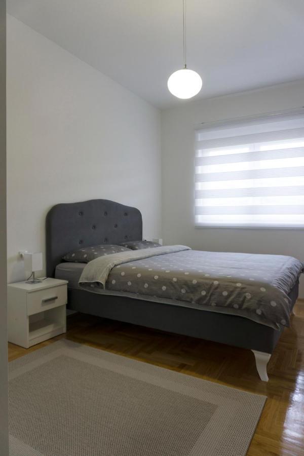 Harmonija 1 Apartment เทรบินเย ภายนอก รูปภาพ
