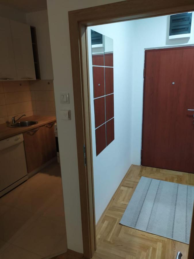 Harmonija 1 Apartment เทรบินเย ภายนอก รูปภาพ