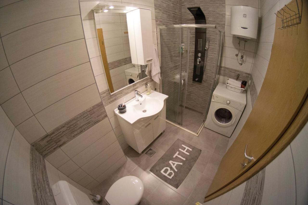 Harmonija 1 Apartment เทรบินเย ภายนอก รูปภาพ