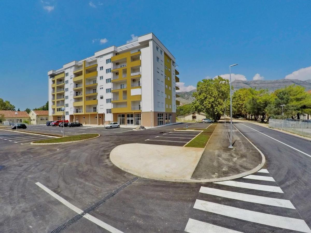 Harmonija 1 Apartment เทรบินเย ภายนอก รูปภาพ